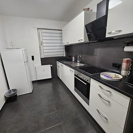 Noni Im Herzen Von *